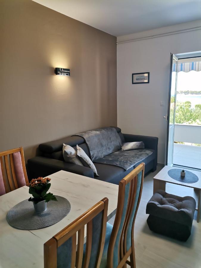 Apartments Vesela Banjol المظهر الخارجي الصورة